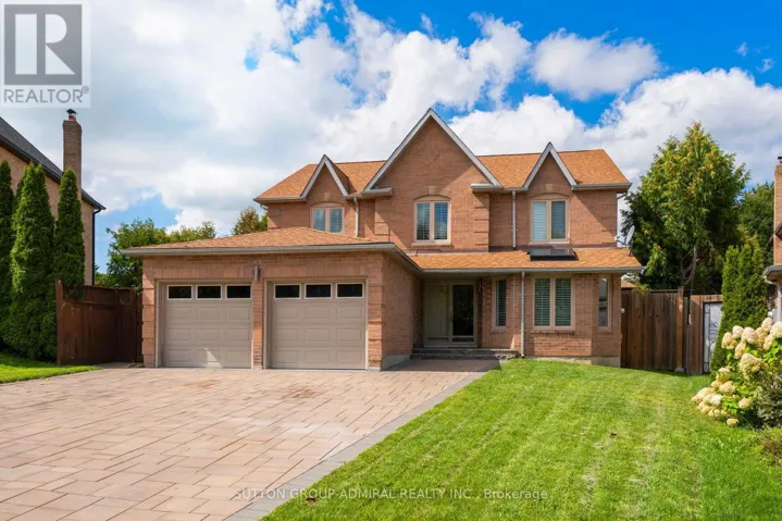 26 ALBERY CRESCENT, Aurora (Aurora Highlands), Ontario L4G5R7