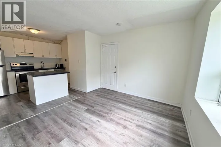 120 CHARLES Street Unit# 9, Hamilton, Ontario L8P3E6