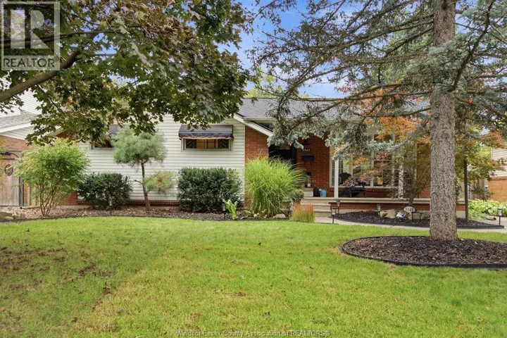 3343 ST PATRICK'S AVENUE, Windsor, Ontario N9E3H2