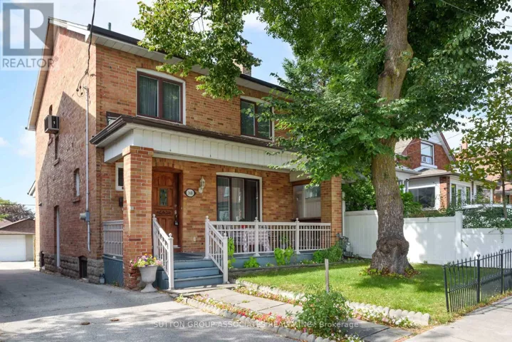 368 GLENHOLME AVENUE, Toronto (Oakwood Village), Ontario M6E3E5
