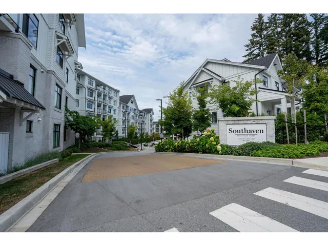 509 3317 148 STREET, Surrey, British Columbia V4P0H9