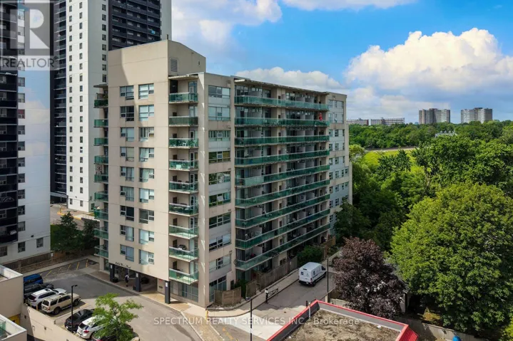 406 - 2464 WESTON ROAD, Toronto (Weston), Ontario M9N0A2