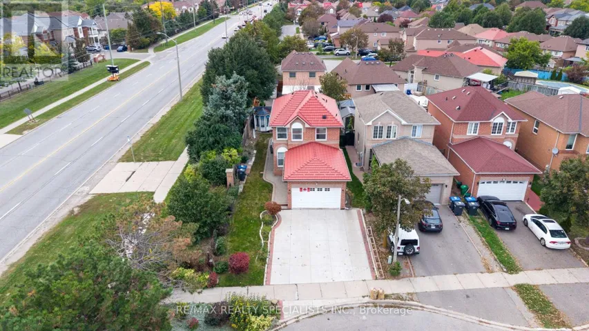 25 CARABRAM COURT, Brampton (Brampton West), Ontario L6X4M2