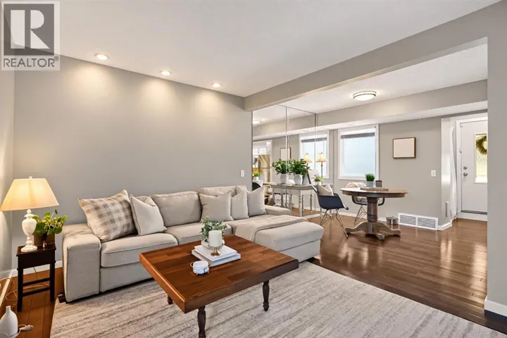 1611, 2520 Palliser Drive SW, Calgary, Alberta T2V4S9