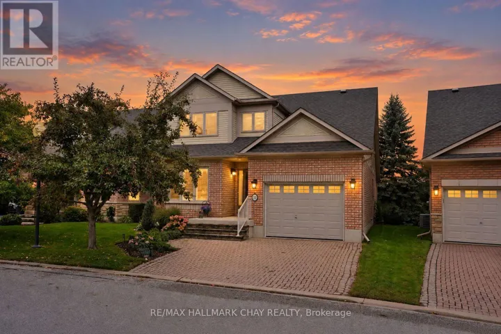 2 - 22 BRIAR GATE WAY, New Tecumseth, Ontario L9R2A4