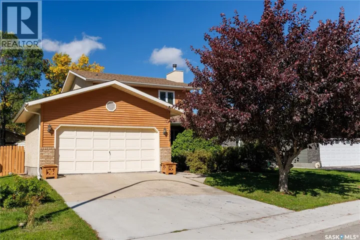3074 Reves ROAD, Regina, Saskatchewan S4V1Y9