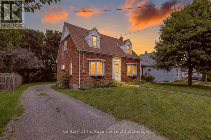 143 CHARLES STREET E, Ingersoll (Ingersoll - South), Ontario N5C1J9