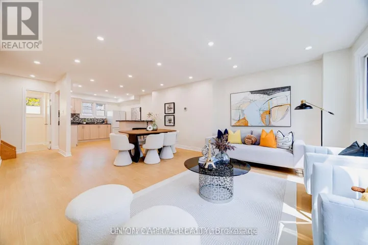 56 - 43 PURPLE SAGEWAY, Toronto (Hillcrest Village), Ontario M2H2Z6