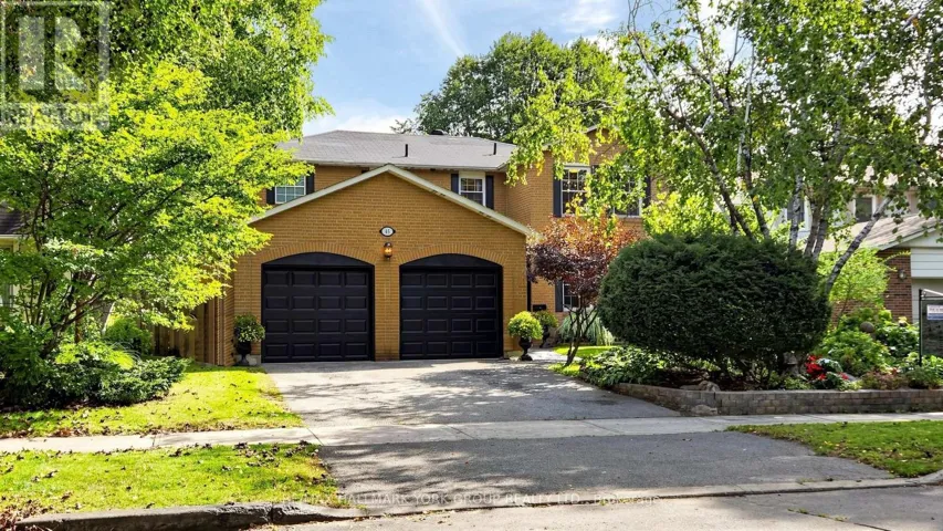 45 PINNACLE ROAD, Toronto (St. Andrew-Windfields), Ontario M2L2V6