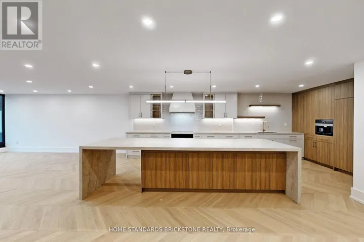 1009 - 110 BLOOR STREET W, Toronto (Annex), Ontario M5S2W7