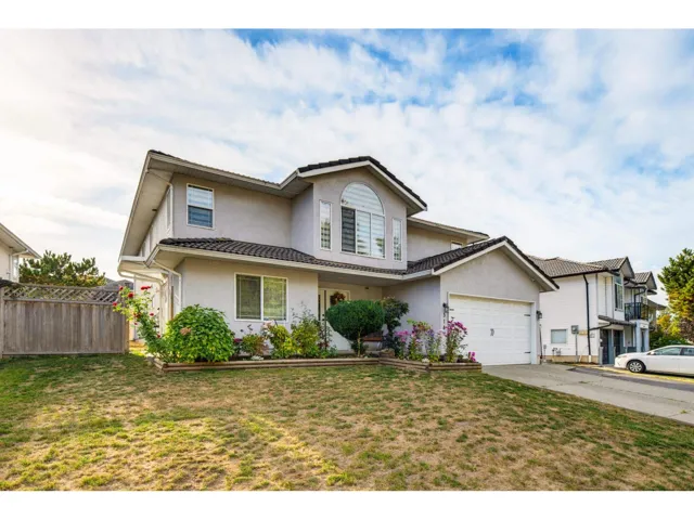 3149 GOLDFINCH STREET, Abbotsford, British Columbia V2T5R8
