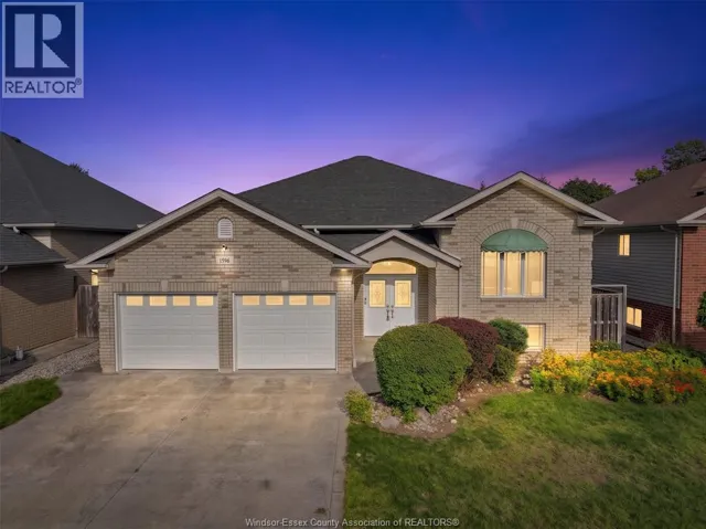 1596 MORNINGSTAR AVENUE, Windsor, Ontario N8P1P9