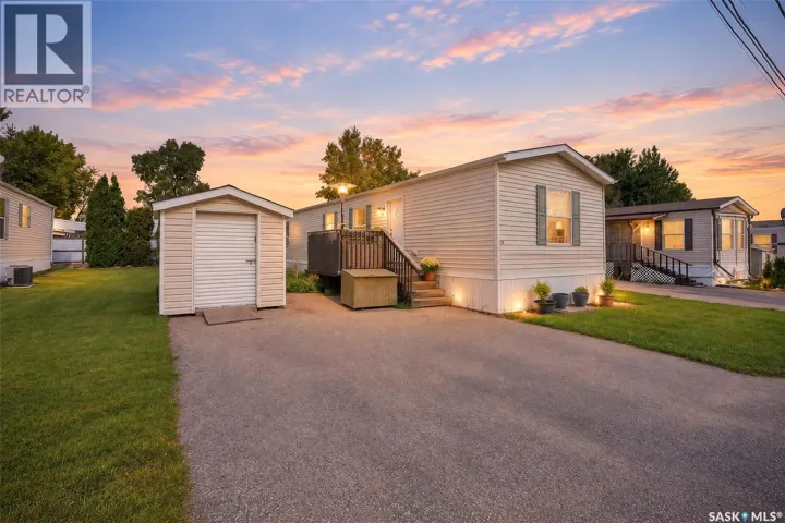 J5 1295 9th AVENUE NE, Moose Jaw, Saskatchewan S6J1C5