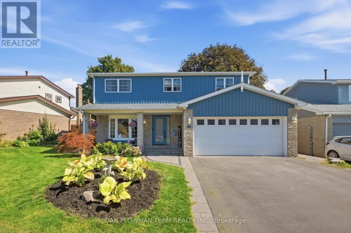17 RHONDA BOULEVARD, Clarington (Bowmanville), Ontario L1C3W3