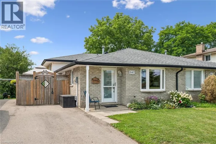 847 DOON VILLAGE Road, Kitchener, Ontario N2P1A1