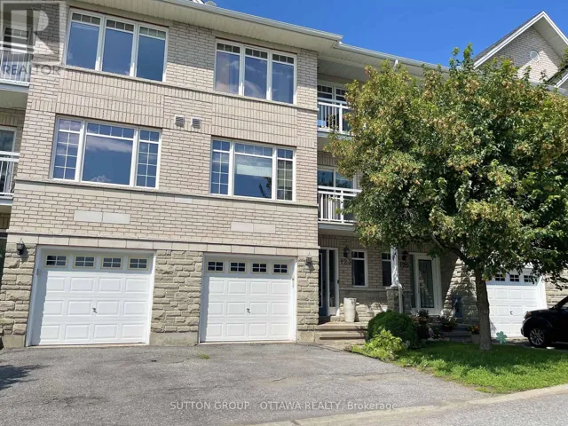 18 - 123 CORINTH PRIVATE, Ottawa, Ontario K2E0A8