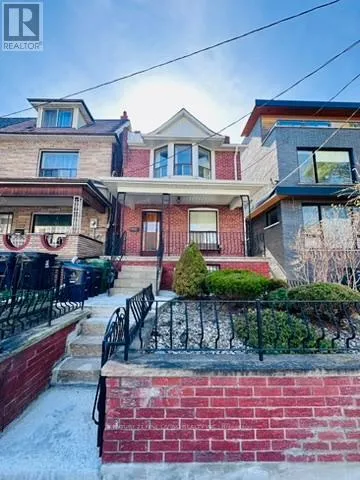 382 ROXTON ROAD, Toronto (Palmerston-Little Italy), Ontario M6G3R2