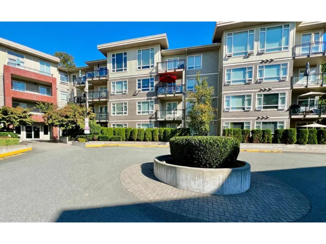 C202 20211 66 AVENUE, Langley, British Columbia V2Y0L4