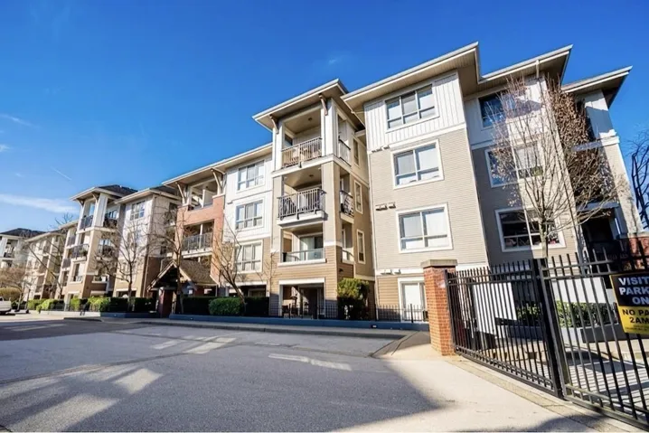 E209 8929 202 STREET, Langley, British Columbia V1M0B4
