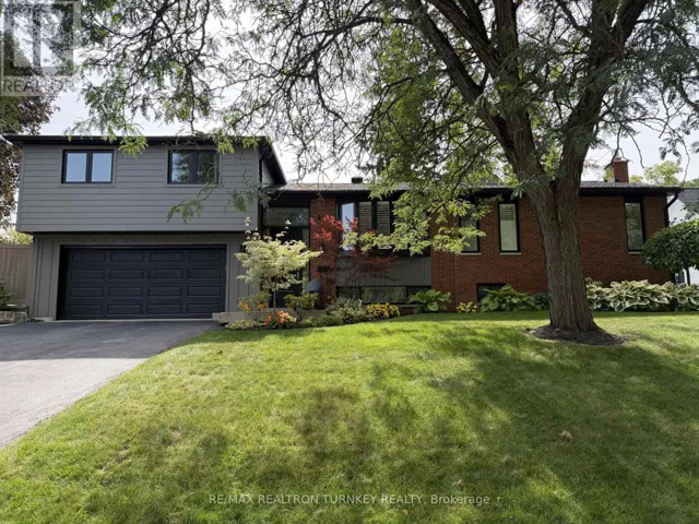 LOWER - 310 QUEEN STREET, Newmarket (Central Newmarket), Ontario L3Y2G4