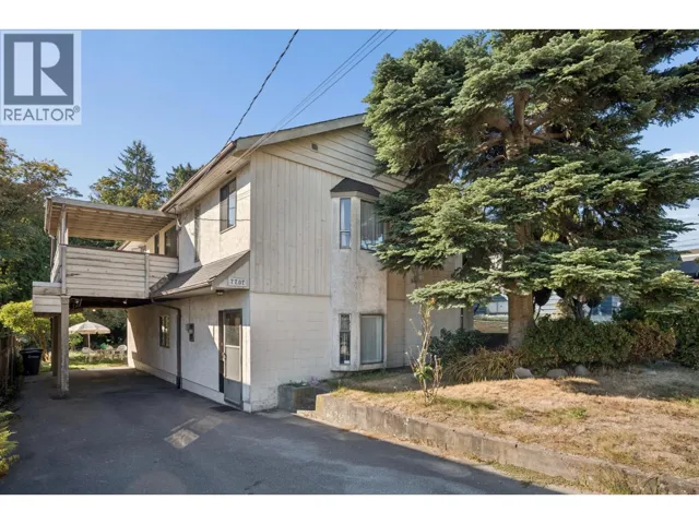7707 MCGREGOR AVENUE, Burnaby, British Columbia V5J4H4