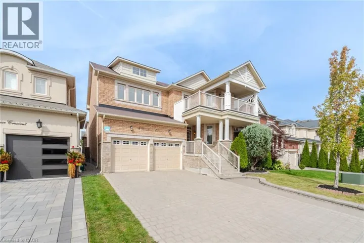 8 FARMHOUSE Crescent, Richmond Hill, Ontario L4E0K1