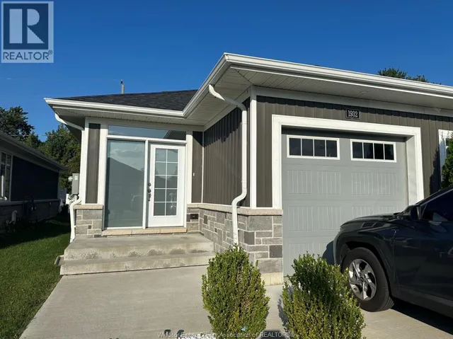 1932 ETHAN COURT, Windsor, Ontario N9T0B3