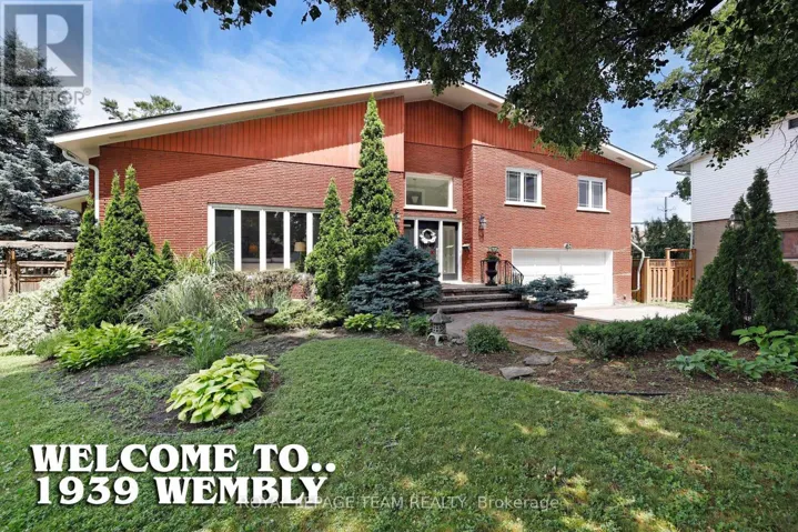 1939 WEMBLEY AVENUE, Ottawa, Ontario K2A1A8