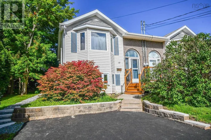 17 FURY Drive, Dartmouth, Nova Scotia B3A4Y2