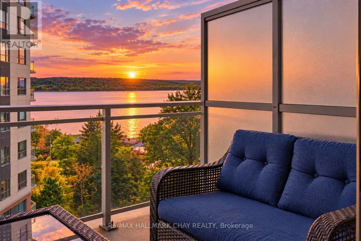 819 - 58 LAKESIDE TERRACE, Barrie (Little Lake), Ontario L4M0L5