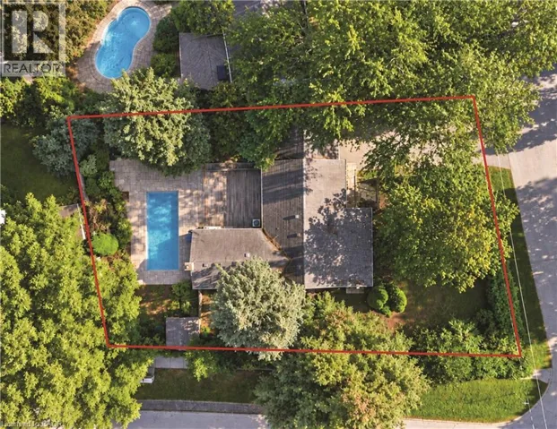 505 PATRICIA Drive, Oakville, Ontario L6K1L9