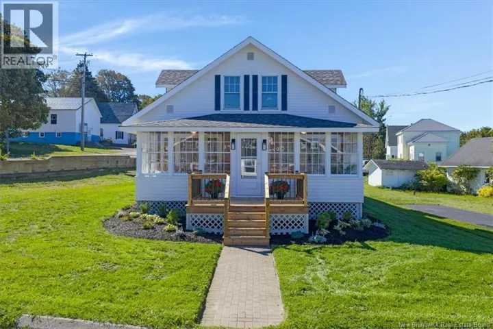 1 Cooks Point Road, Wilsons Beach, New Brunswick E5E1V3