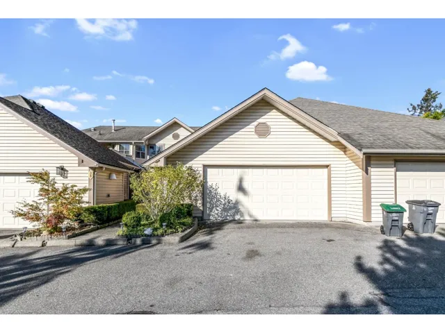 39 6140 192 STREET, Surrey, British Columbia V3S7V7