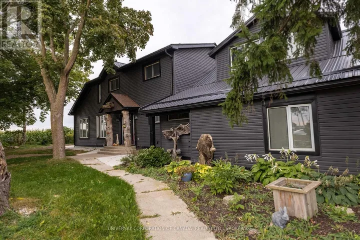 100 HURON ROAD, Perth East (Shakespeare), Ontario N0B2P0