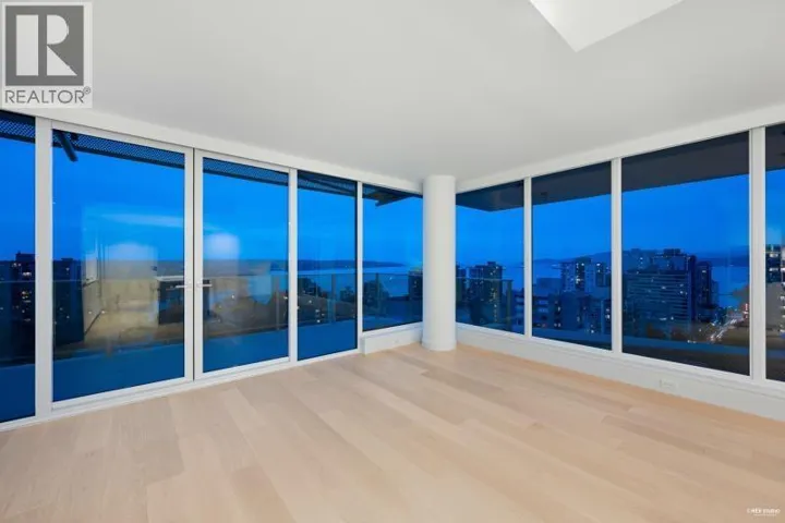 1502 1180 BROUGHTON STREET, Vancouver, British Columbia V6G2B1