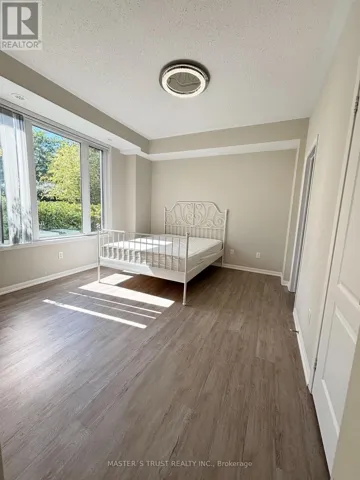 33 WALTER DOVE COURT, Aurora (Bayview Wellington), Ontario L4G0S8