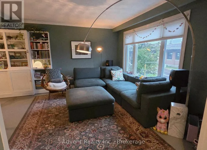 UPPER - 800 DAVENPORT ROAD, Toronto (Wychwood), Ontario M6G2B3