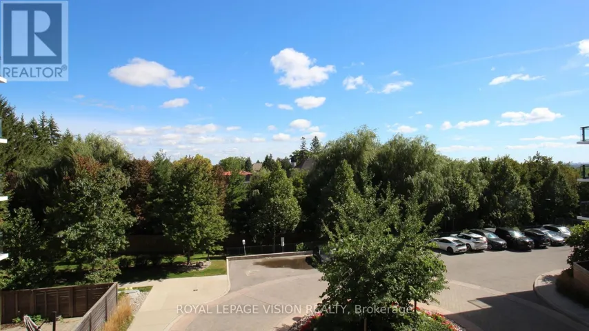 302 - 11611 YONGE STREET, Richmond Hill (Jefferson), Ontario L4E1G2