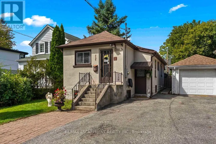 253 EAGLEWOOD BOULEVARD, Mississauga (Mineola), Ontario L5G1V9
