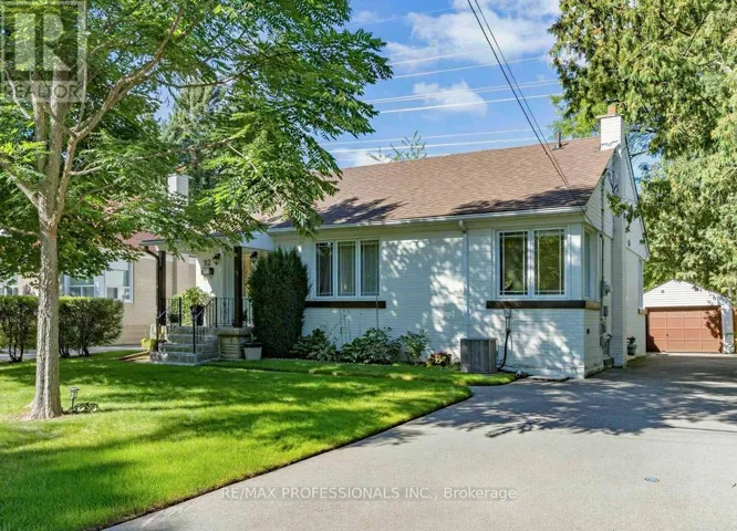 92 WESTROSE AVENUE, Toronto (Kingsway South), Ontario M8X2A3