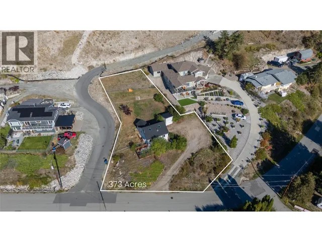 5940 Victoria Street, Peachland, British Columbia V0H1X4
