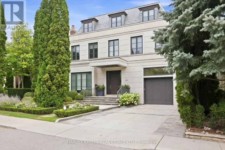 221 DUNVEGAN ROAD, Toronto (Forest Hill South), Ontario M5P2P3