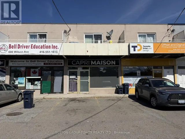 684 WILSON AVENUE, Toronto (Downsview-Roding-CFB), Ontario M3K1E1