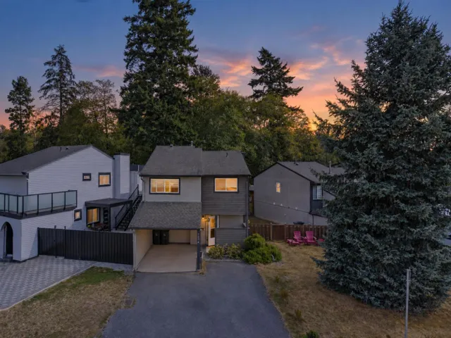 7674 125 STREET, Surrey, British Columbia V3W7W4