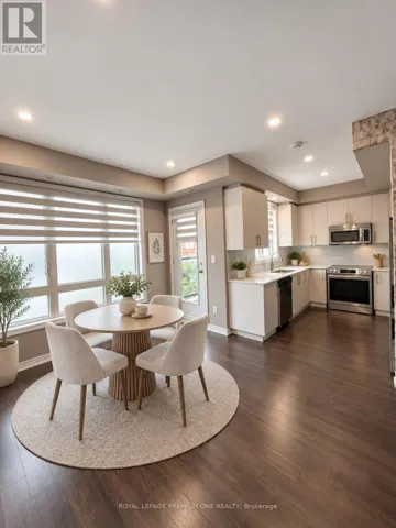 14 - 95 KAYLA CRESCENT, Vaughan (Maple), Ontario L6A4W3