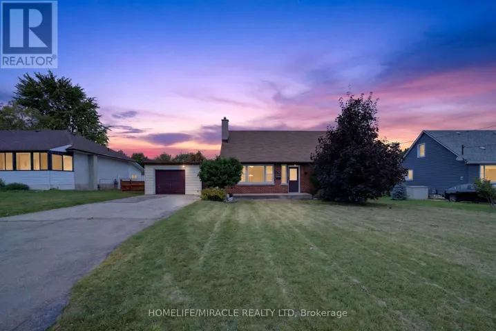 176 AVALON PLACE, Kitchener, Ontario N2M4N8