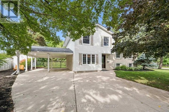 58 BRADLEY DRIVE, Kitchener, Ontario N2A1K5