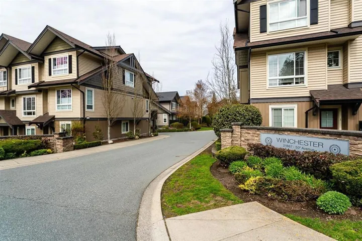 54 21867 50 AVENUE, Langley, British Columbia V3A3T2