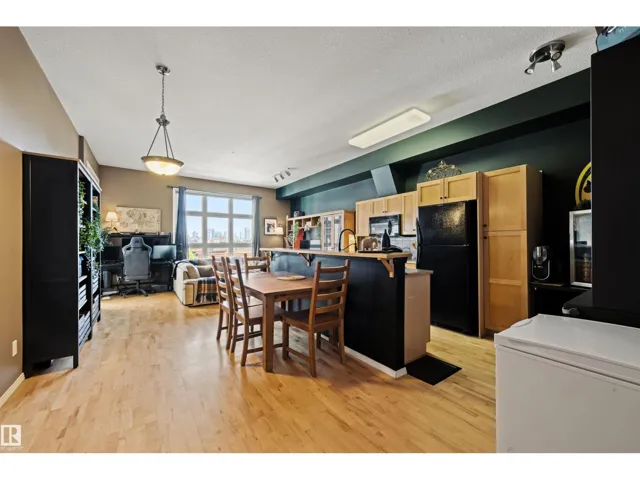 #324 10407 122 ST NW, Edmonton, Alberta T5N4B8