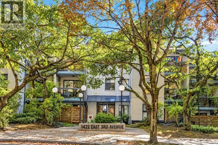 208 1422 E 3RD AVENUE, Vancouver, British Columbia V5N5R5